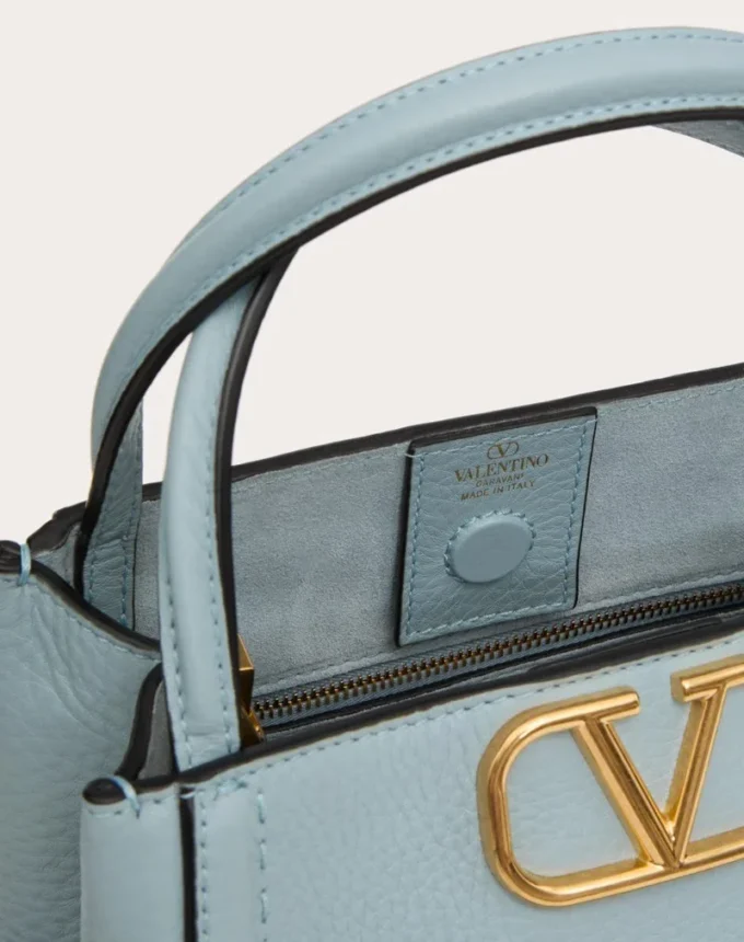 Petit sac à main Valentino Garavani Alltime en cuir de veau grainé Petit sac à main Valentino Garavani Alltime en cuir de veau grainé