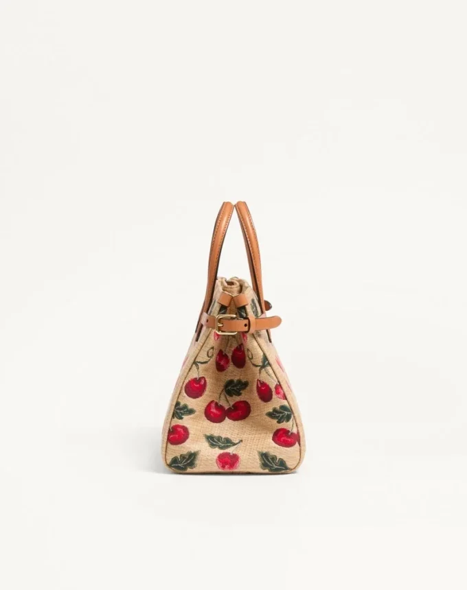Petit sac shopping Antibes Valentino Garavani en raphia jacquard avec motif Cherryfic Petit sac shopping Antibes Valentino Garavani en raphia jacquard avec motif Cherryfic