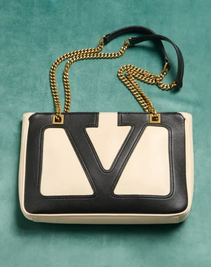 Petit sac shopping en cuir nappa Valentino Garavani Viva Superstar Petit sac shopping en cuir nappa Valentino Garavani Viva Superstar