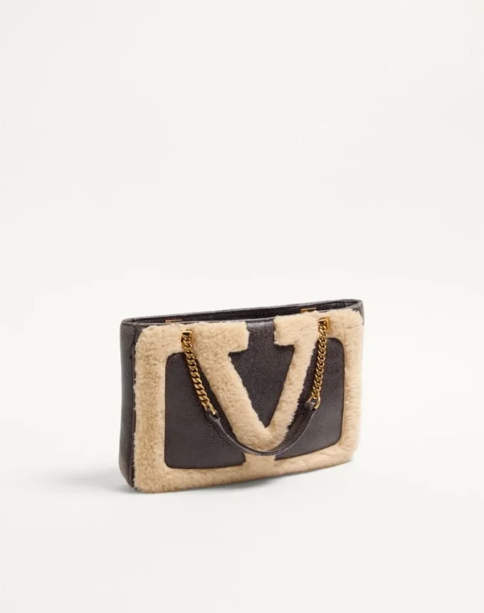Petit sac shopping en peau de mouton Valentino Garavani Viva Superstar Petit sac shopping en peau de mouton Valentino Garavani Viva Superstar