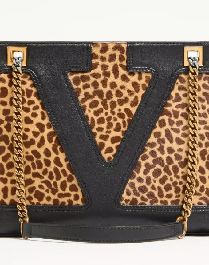 Petit sac shopping Valentino Garavani Viva Superstar en cuir de veau effet poney Petit sac shopping Valentino Garavani Viva Superstar en cuir de veau effet poney