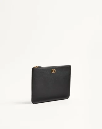 Pochette en cuir de veau grainé Vlogo Signature