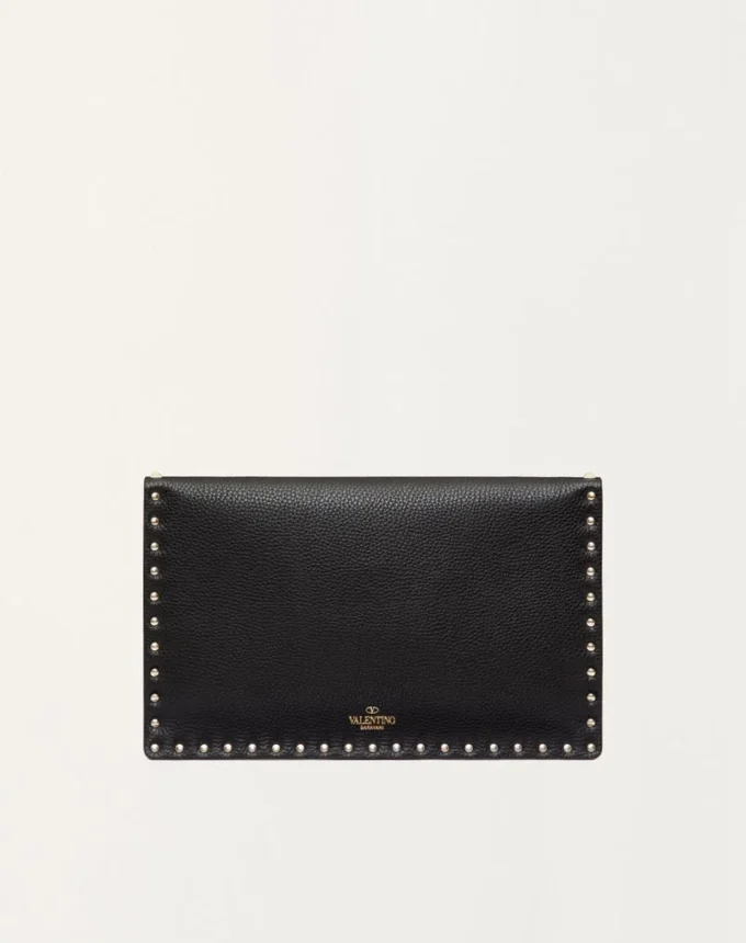 Pochette enveloppe Rockstud en cuir de veau grainé Pochette enveloppe Rockstud en cuir de veau grainé