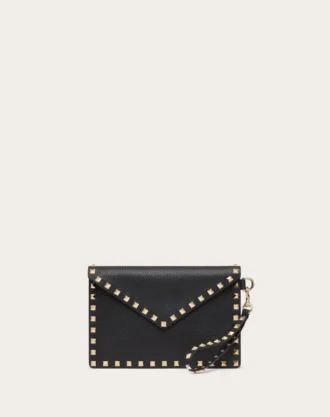 Pochette Rockstud en cuir de veau grainé Pochette Rockstud en cuir de veau grainé
