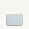 Pochette Valentino Garavani VLogo Signature en cuir de veau grainé avec imprimé Le Chat de la Maison Pochette Valentino Garavani VLogo Signature en cuir de veau grainé avec imprimé Le Chat de la Maison