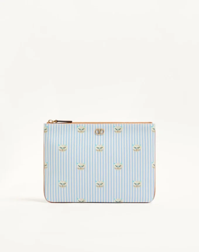Pochette Valentino Garavani VLogo Signature en cuir de veau grainé avec imprimé Le Chat de la Maison Pochette Valentino Garavani VLogo Signature en cuir de veau grainé avec imprimé Le Chat de la Maison