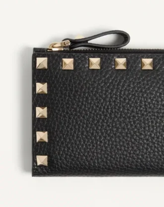Porte-cartes Rockstud en cuir de veau grainé avec fermeture à glissière