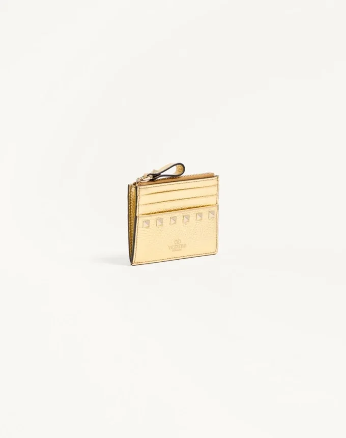 Porte-cartes Rockstud en cuir de veau grainé laminé avec fermeture à glissière Porte-cartes Rockstud en cuir de veau grainé laminé avec fermeture à glissière