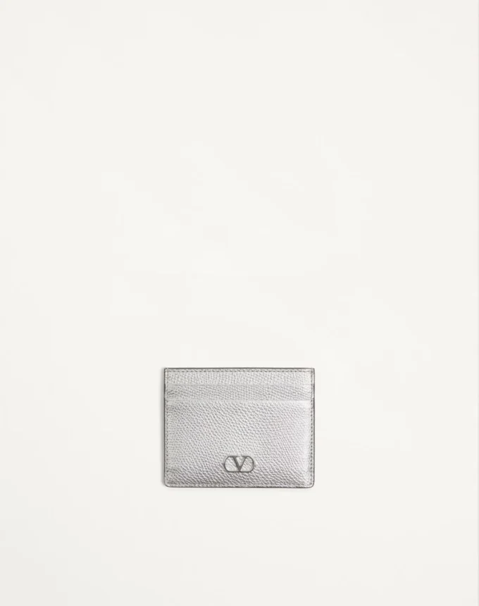 Porte-cartes VLogo Signature en cuir de veau grainé laminé Porte-cartes VLogo Signature en cuir de veau grainé laminé
