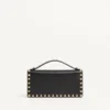 Portefeuille Rockstud avec chaîne en cuir de veau grainé Portefeuille Rockstud avec chaîne en cuir de veau grainé