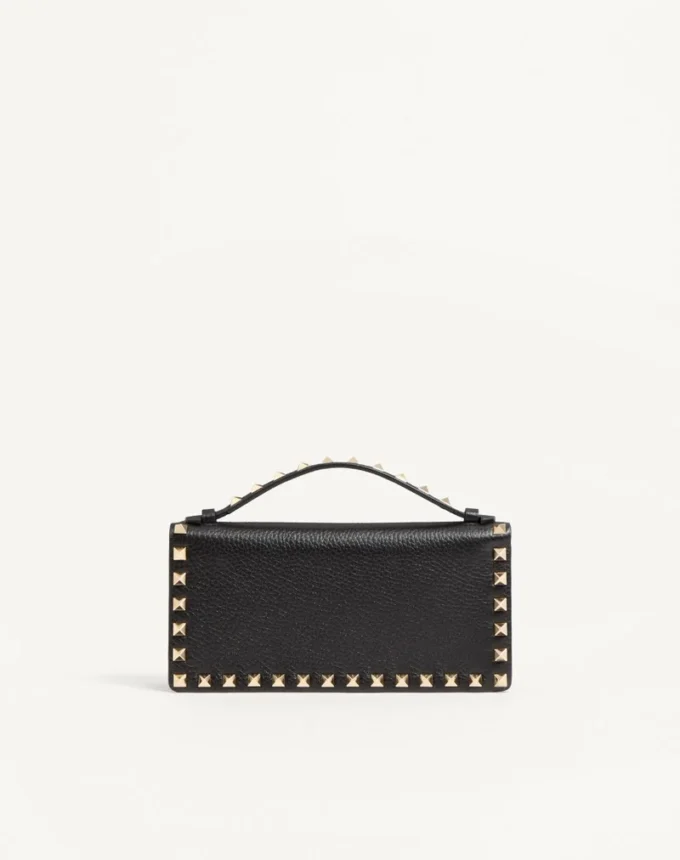 Portefeuille Rockstud avec chaîne en cuir de veau grainé Portefeuille Rockstud avec chaîne en cuir de veau grainé