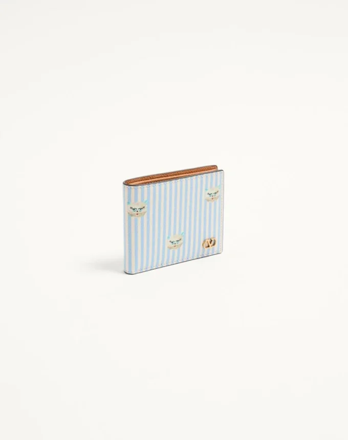 Portefeuille Valentino Garavani Vlogo Signature en cuir de veau grainé avec imprimé Le Chat De La Maison Portefeuille Valentino Garavani Vlogo Signature en cuir de veau grainé avec imprimé Le Chat De La Maison