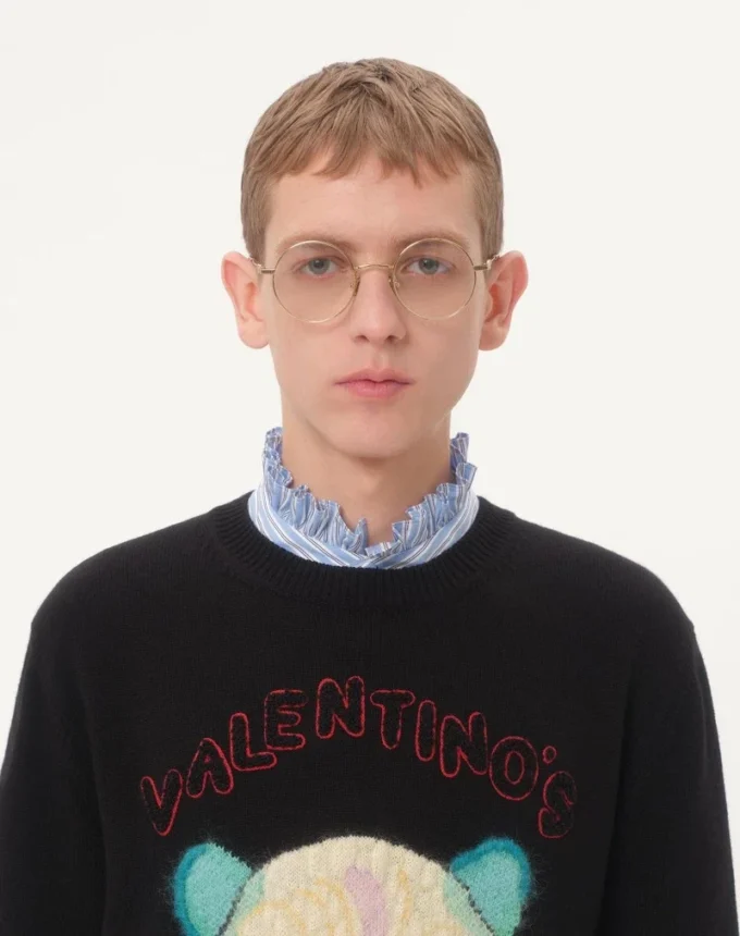 Pull en laine et coton avec patch Le Chat De La Maison Pull en laine et coton avec patch Le Chat De La Maison