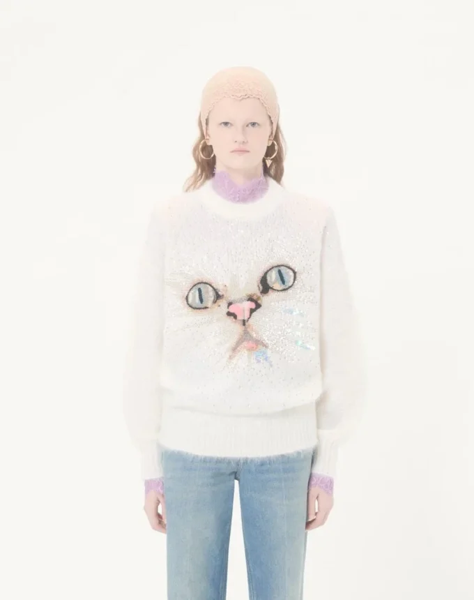 Pull en laine mohair brodé