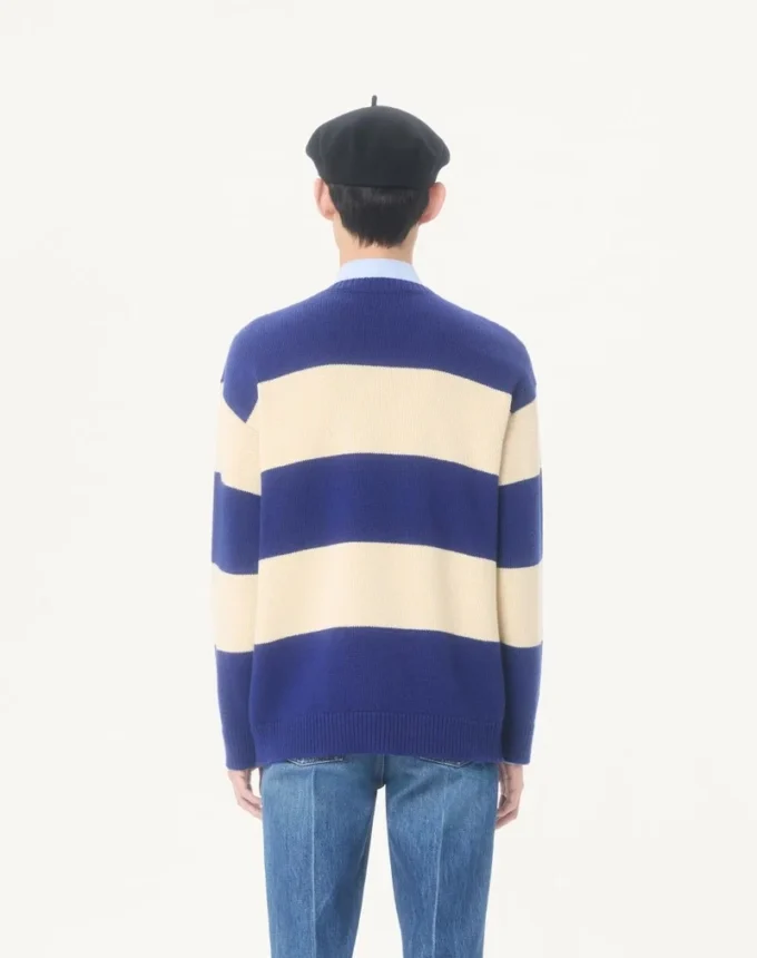 Pull en laine Valentino avec motif panthère jacquard Pull en laine Valentino avec motif panthère jacquard