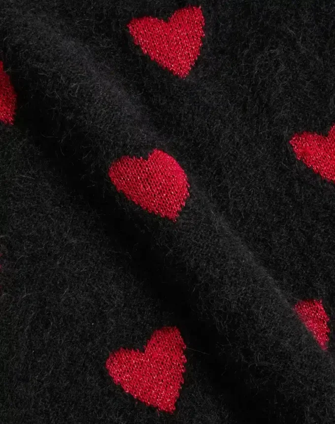 Pull en mohair et lurex avec motif jacquard en forme de cœur Pull en mohair et lurex avec motif jacquard en forme de cœur