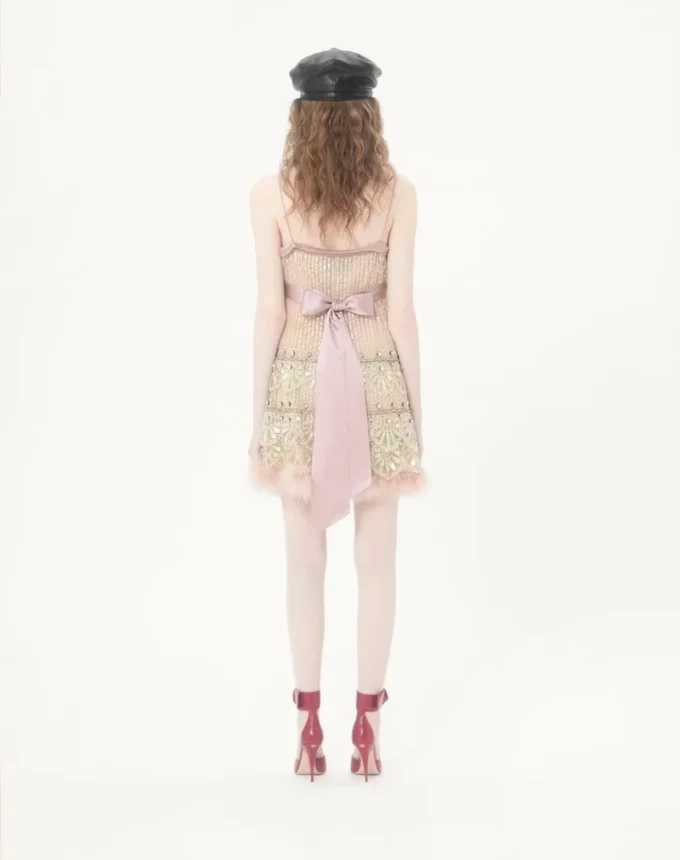 Robe courte brodée en tulle Illusione Robe courte brodée en tulle Illusione