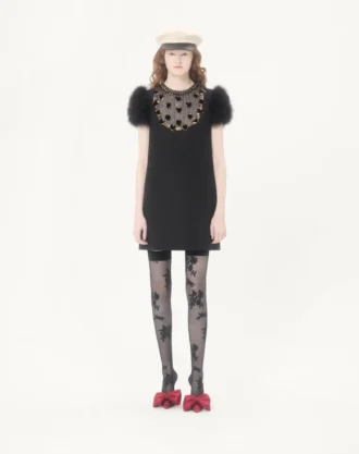 Robe courte en crêpe brodé Couture