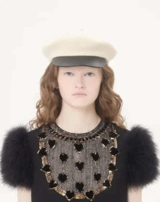 Robe courte en crêpe brodé Couture