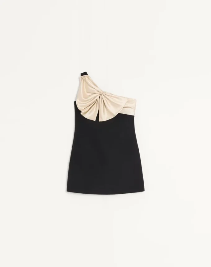 Robe courte en crêpe couture Robe courte en crêpe couture