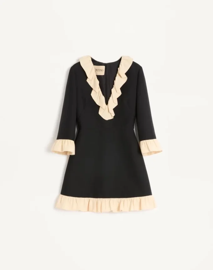 Robe courte en crêpe couture Robe courte en crêpe couture