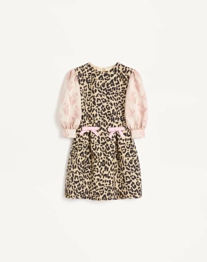 Robe courte en crêpe couture à imprimé animalier Robe courte en crêpe couture à imprimé animalier