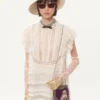 Robe courte en lin léger brodé