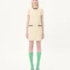 Robe courte en tweed de laine uni Robe courte en tweed de laine uni