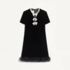 Robe courte en velours sablé brodé