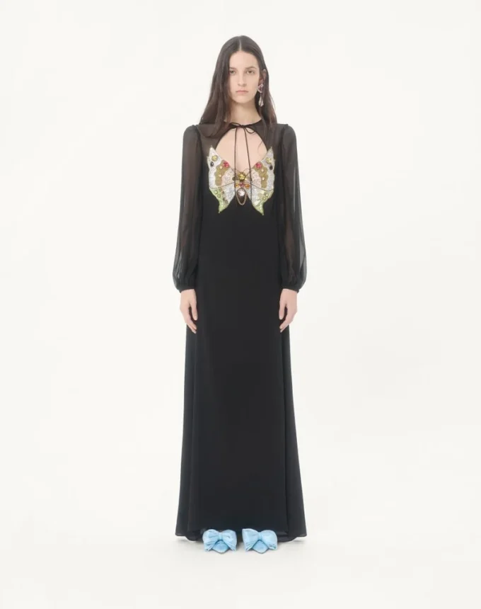 Robe longue en georgette brodée