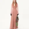 Robe longue en georgette claire Robe longue en georgette claire