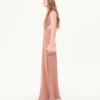 Robe longue en georgette claire Robe longue en georgette claire