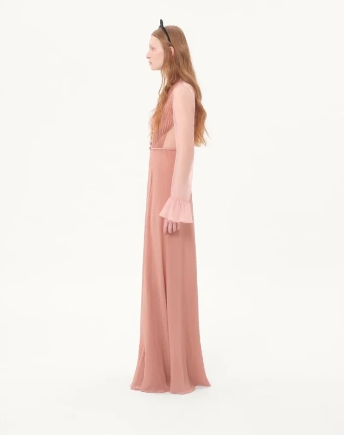 Robe longue en georgette claire Robe longue en georgette claire
