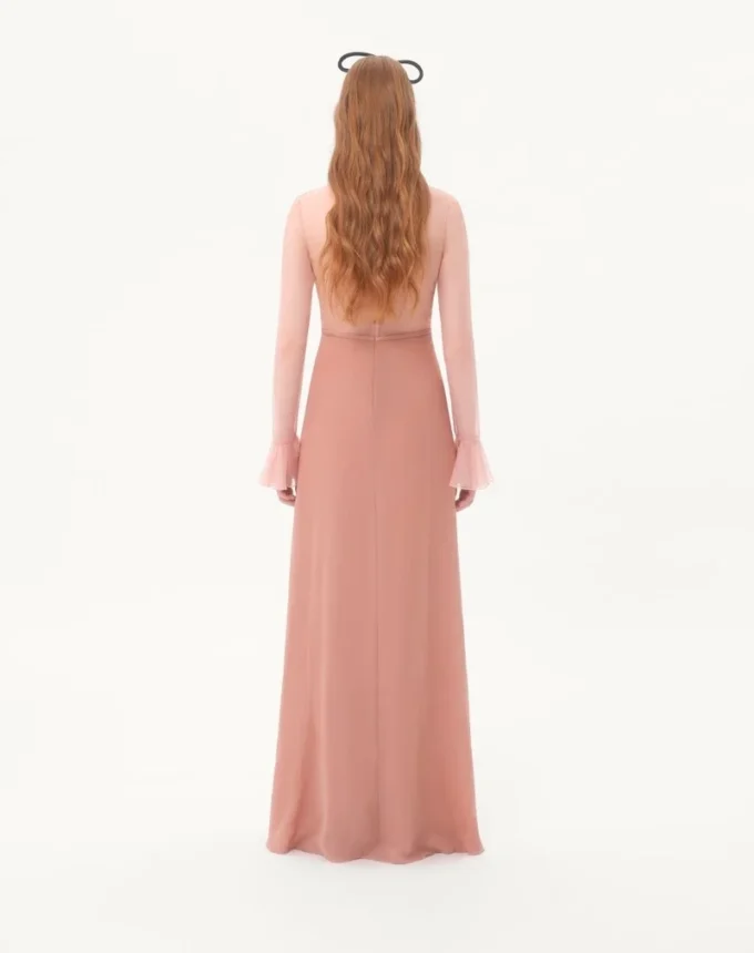 Robe longue en georgette claire Robe longue en georgette claire