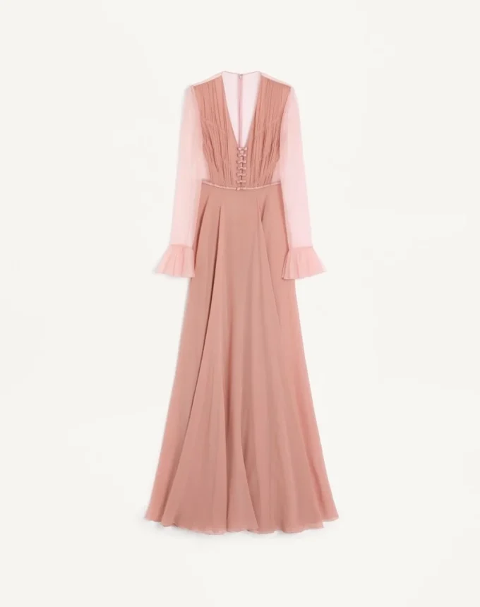 Robe longue en georgette claire Robe longue en georgette claire