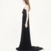 ROBE LONGUE EN GEORGETTE LÉGÈRE BRODÉE ROBE LONGUE EN GEORGETTE LÉGÈRE BRODÉE
