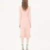 Robe midi en couture Cady avec plumes Robe midi en couture Cady avec plumes