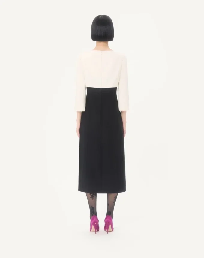 Robe midi en crêpe couture