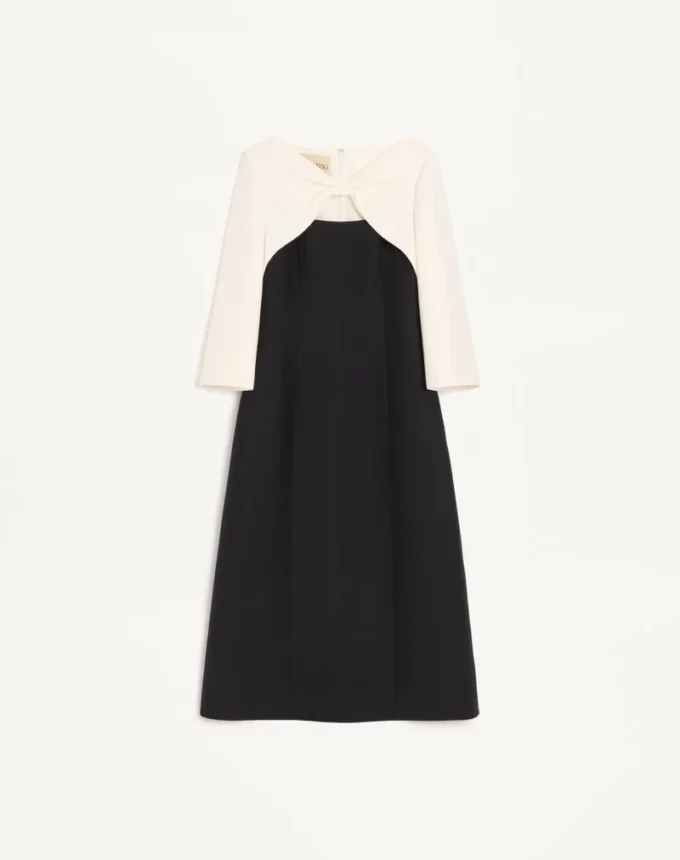 Robe midi en crêpe couture