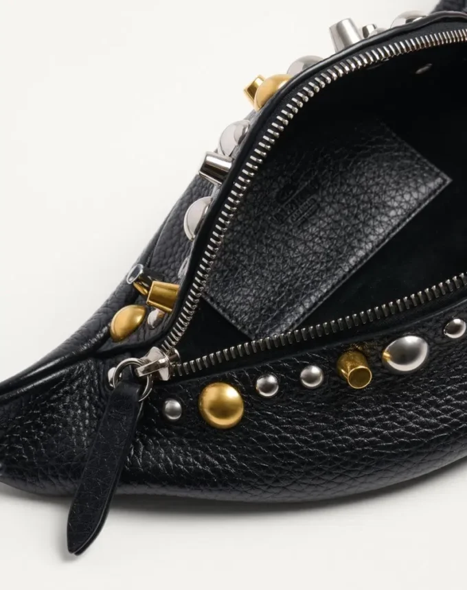 Sac banane Valentino Garavani Nellcôte en cuir de veau grainé Sac banane Valentino Garavani Nellcôte en cuir de veau grainé