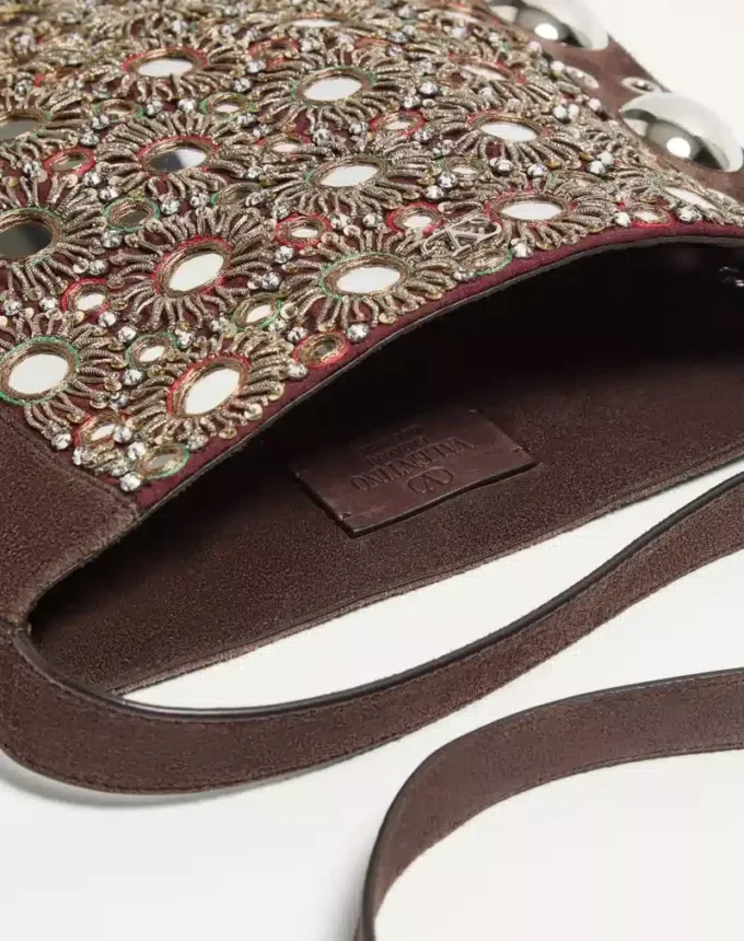 Sac à bandoulière brodé à franges Valentino Garavani Nellcôte Sac à bandoulière brodé à franges Valentino Garavani Nellcôte