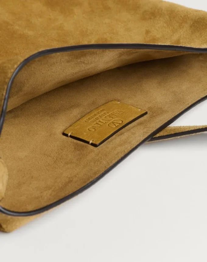 Sac à bandoulière en daim à franges Nellcôte de Valentino Garavani Sac à bandoulière en daim à franges Nellcôte de Valentino Garavani