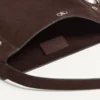 Sac à bandoulière en daim à franges Nellcôte de Valentino Garavani Sac à bandoulière en daim à franges Nellcôte de Valentino Garavani