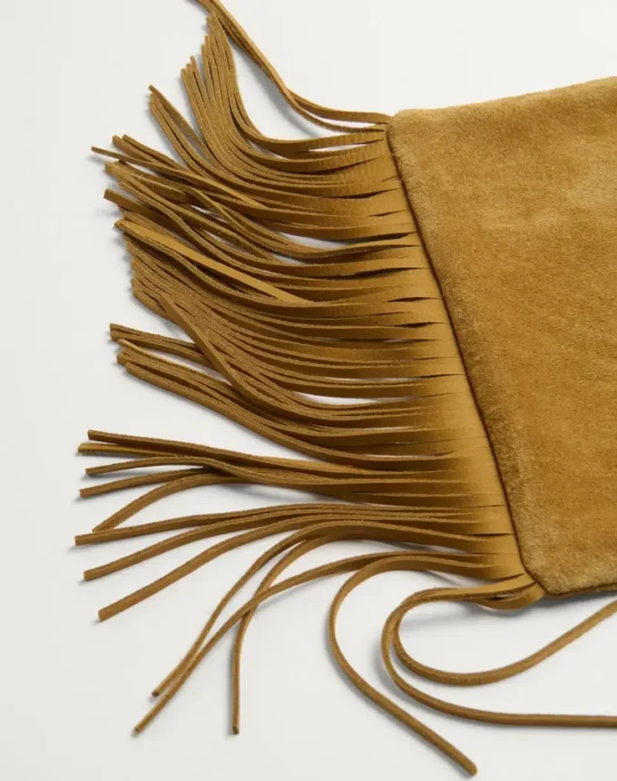 Sac à bandoulière en daim à franges Nellcôte de Valentino Garavani Sac à bandoulière en daim à franges Nellcôte de Valentino Garavani