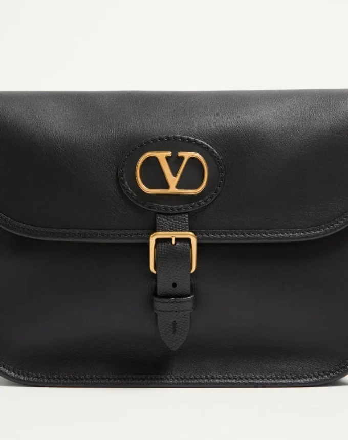 Sac à bandoulière Valentino Garavani Antibes en cuir de veau Sac à bandoulière Valentino Garavani Antibes en cuir de veau