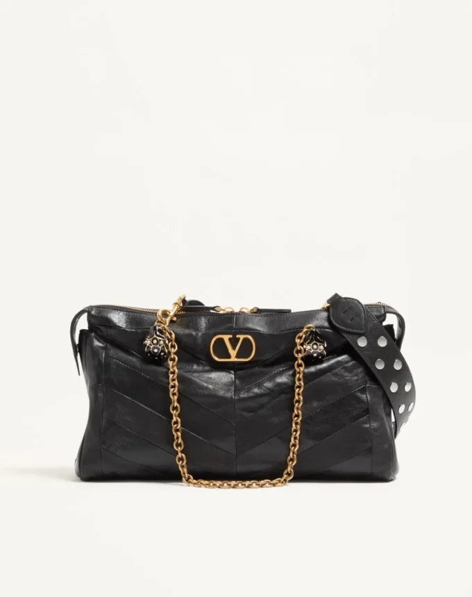 Sac à bandoulière Valentino Garavani Panthea en cuir nappa avec motif chevron Sac à bandoulière Valentino Garavani Panthea en cuir nappa avec motif chevron