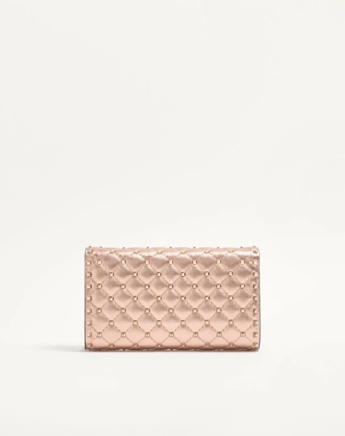 Sac à bandoulière Valentino Garavani Rockstud Spike en cuir nappa laminé Sac à bandoulière Valentino Garavani Rockstud Spike en cuir nappa laminé