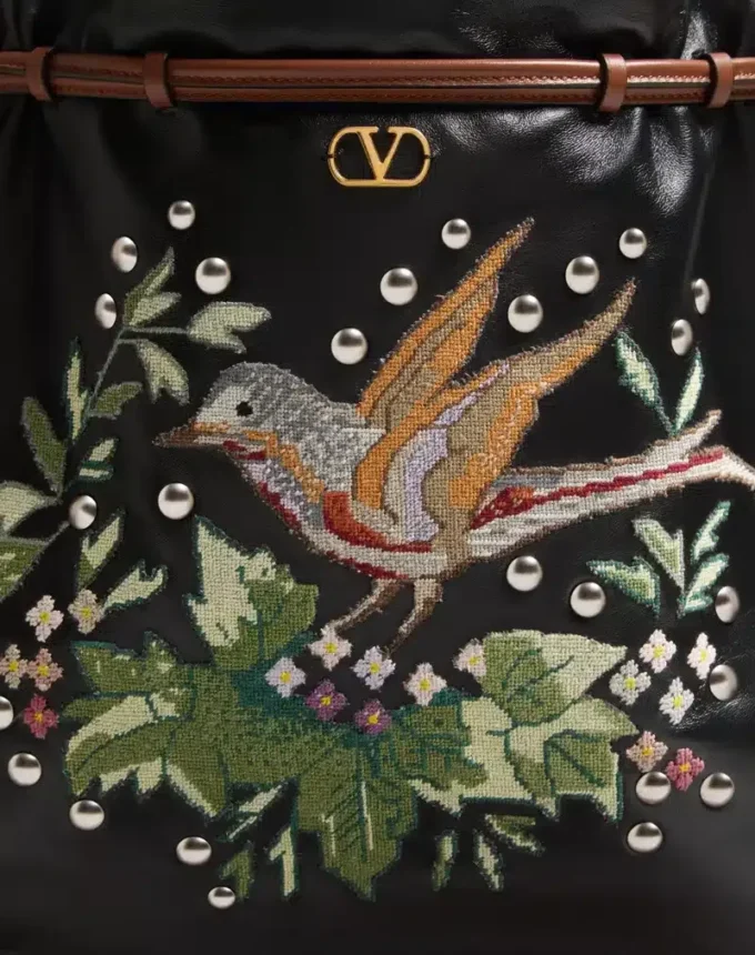 Sac brodé à franges Valentino Garavani Nellcôte Alice Sac brodé à franges Valentino Garavani Nellcôte Alice