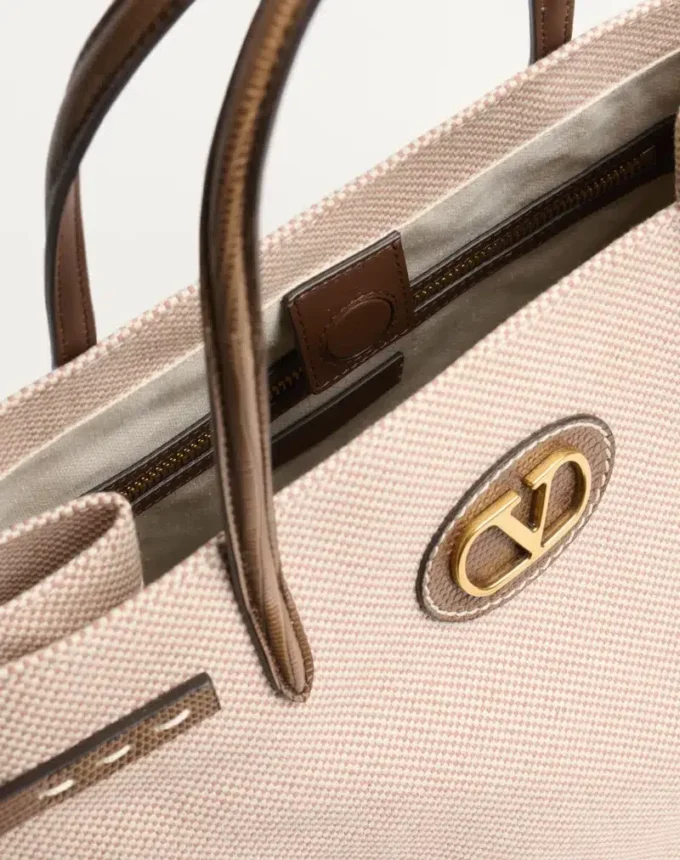 Sac cabas moyen en toile Valentino Garavani Antibes Sac cabas moyen en toile Valentino Garavani Antibes