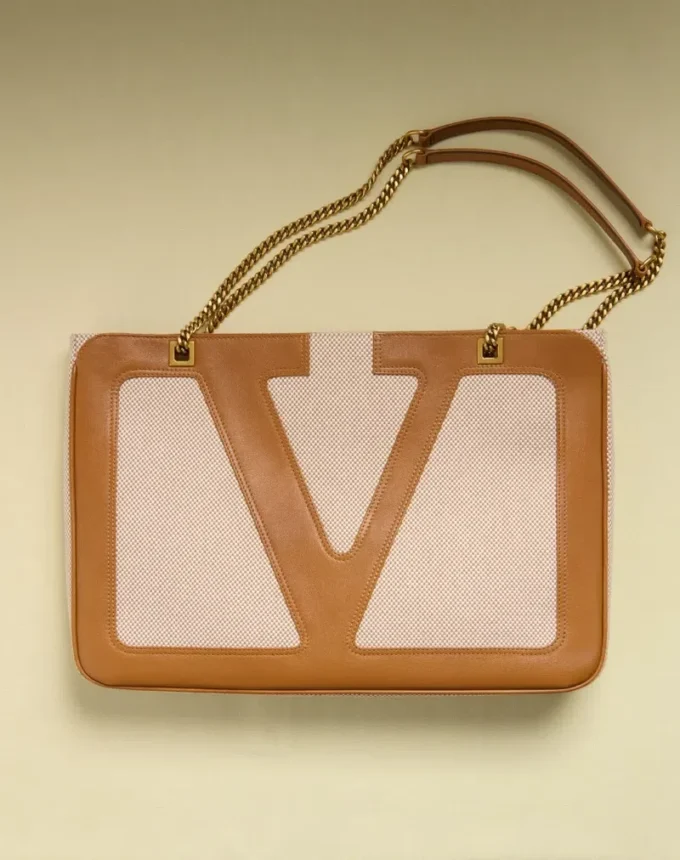 Sac cabas moyen en toile Valentino Garavani Viva Superstar Sac cabas moyen en toile Valentino Garavani Viva Superstar